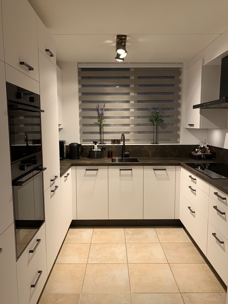 middel_0D0E611D-C5B0-6C4D-E501903FCE0C3078_FD301CA3-61EC-4127-A582-10DBB72FC3E6